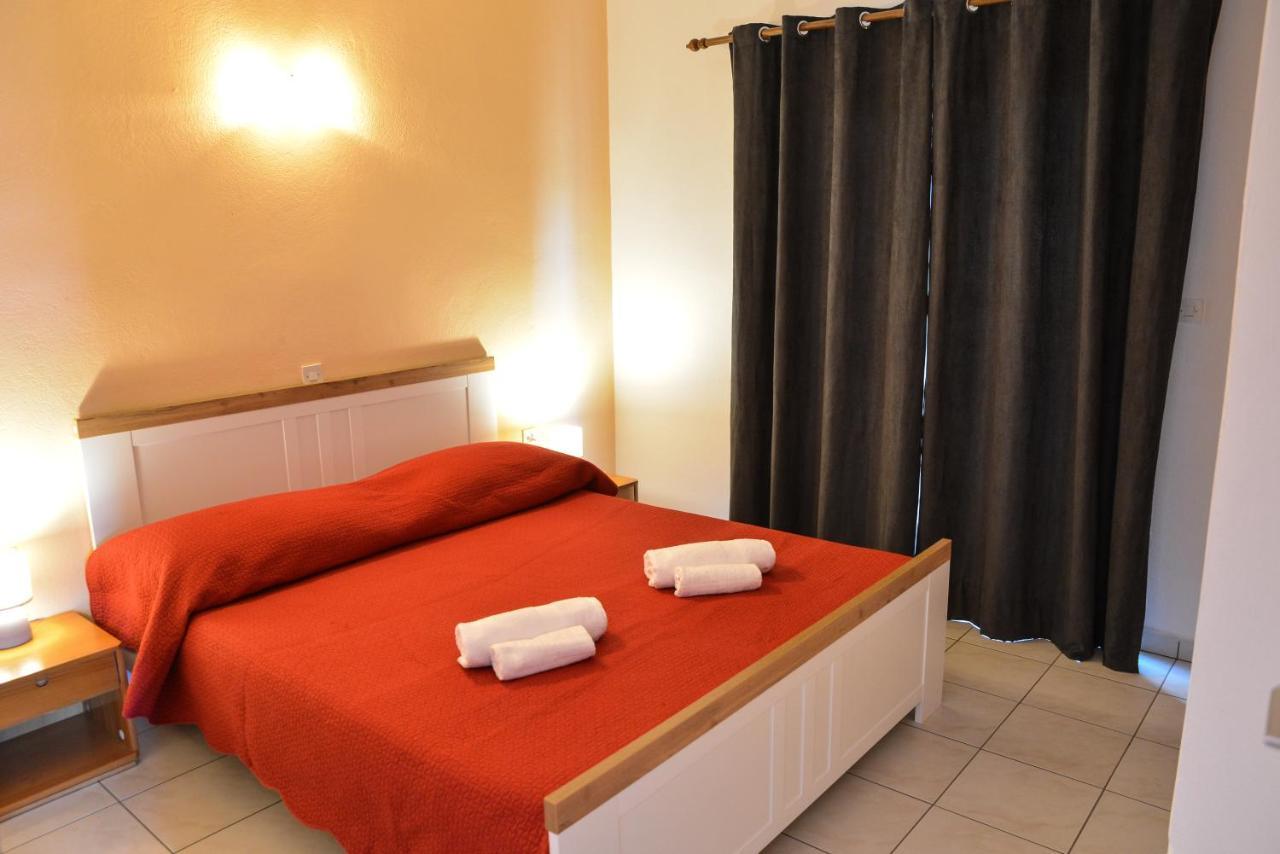 Apartments Lonic Kukljica Ngoại thất bức ảnh